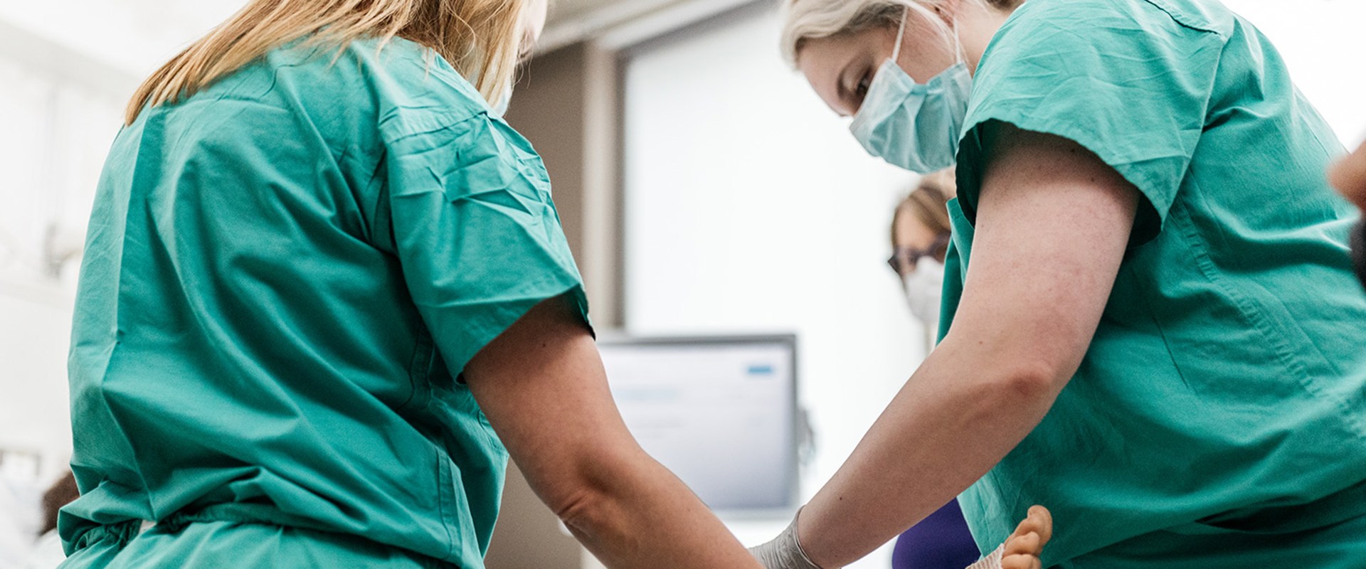 Enzymatic Debridement vs. Traditional Methods: Which Heals Faster?